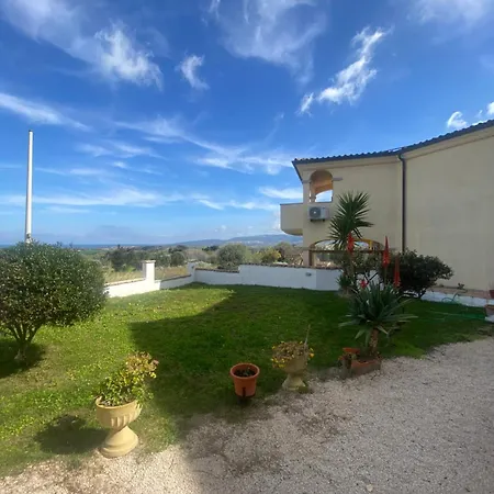 - Piano Terra Con Giardino Privato 公寓
