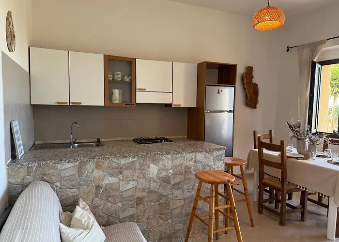 - Piano Terra Con Giardino Privato Appartement Valledoria (Sardinia)