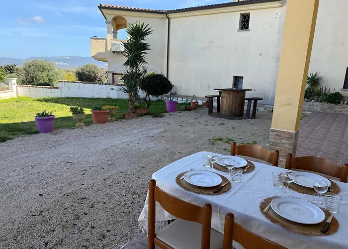 - Piano Terra Con Giardino Privato Appartement